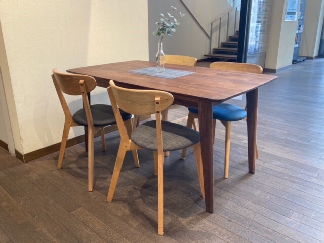 北欧スタイルのダイニングテーブル | ショップニュース | 港北 TOKYU S.C.