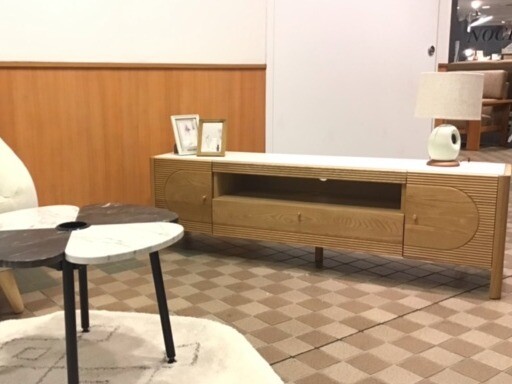 現品販売！お持ち帰り可能なTVボードをご紹介