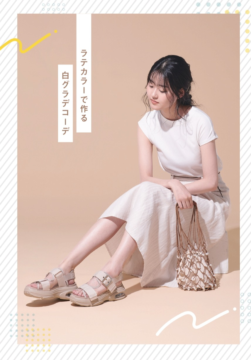 人気厚底サンダルのご紹介♪