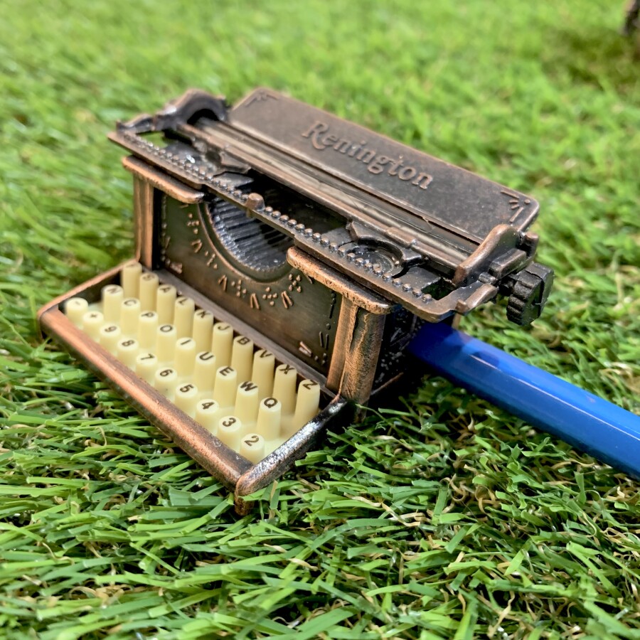 アンティークシャープナー入荷しました♪