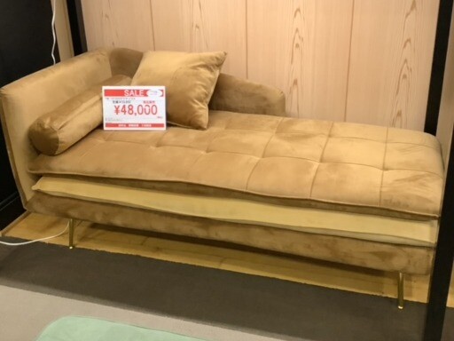 一時閉店につき最大80％クリアランスセール